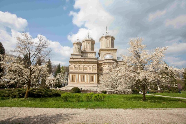 Curtea de Arges Monastery